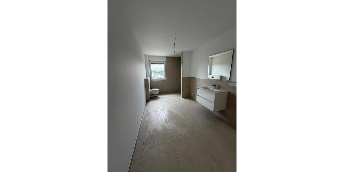 Dachgeschoßwohnung Leopoldshöhe - 3 Zimmer, 108 m&sup2;, 457.000&euro; | Angebot:26947117