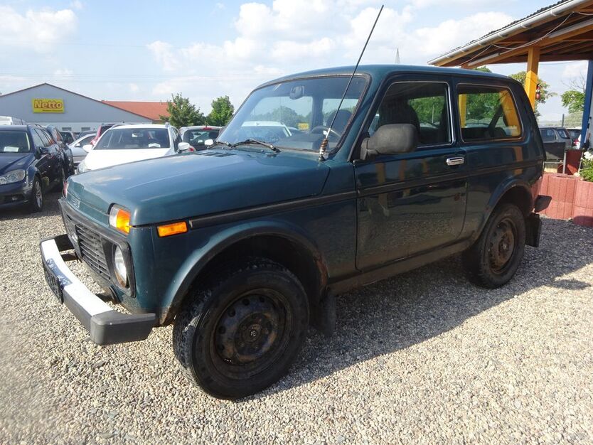 Lada Niva 120.722 km 1.900 € Dresden 01219
