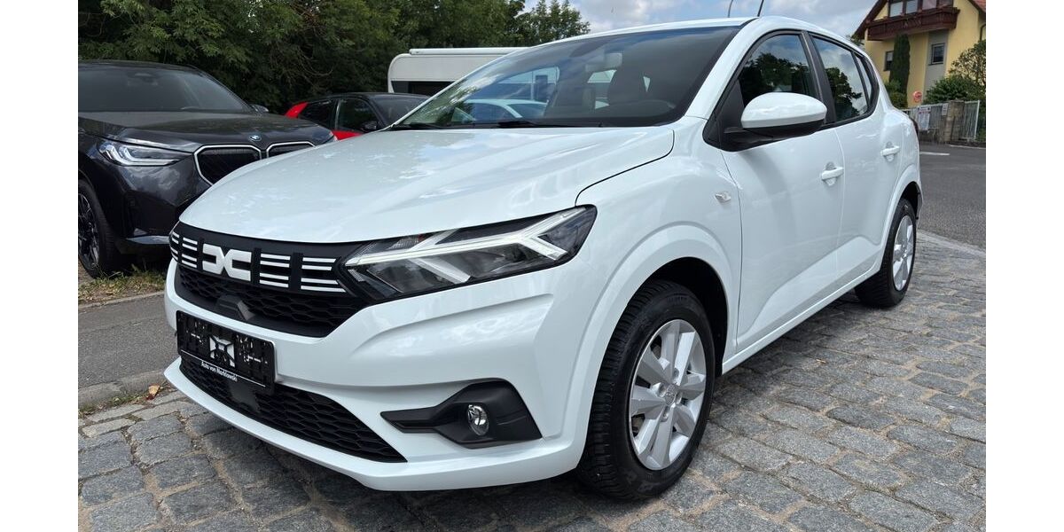 Dacia Sandero 24.217 km 15.880 &euro; Haßfurt 97437