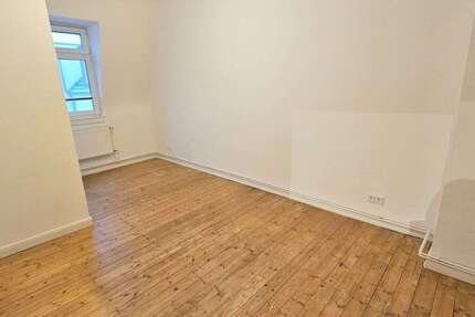 Wohnung Gallusviertel Europaviertel - 3 Zimmer, 12 m&sup2;, 555&euro; | Angebot:26345841