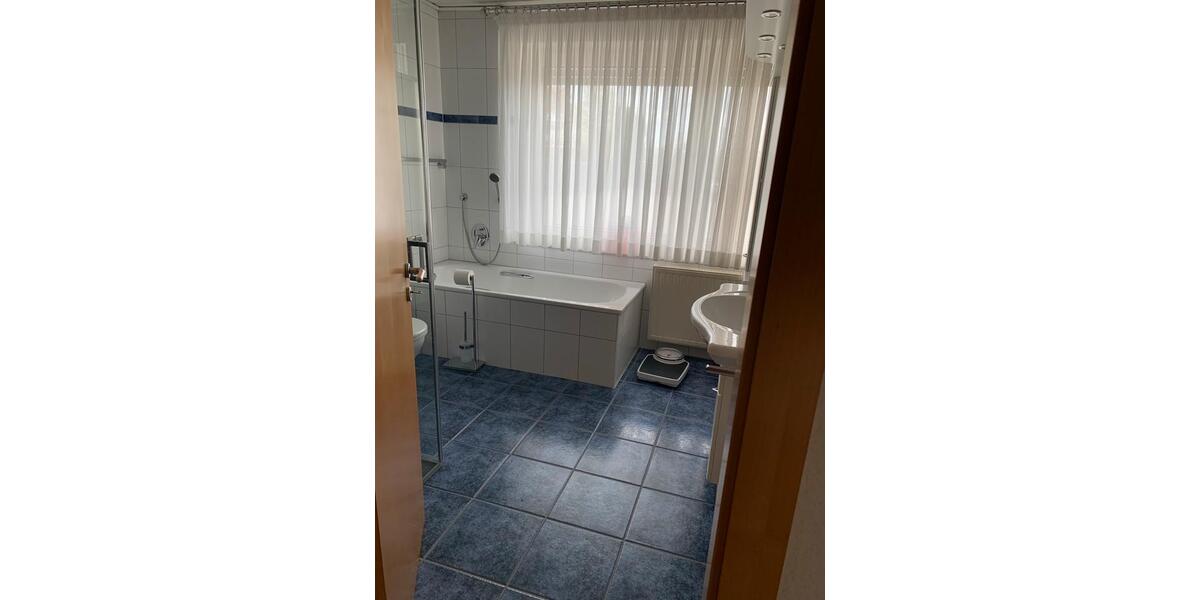 Erdgeschoßwohnung Warendorf - 5 Zimmer, 115 m&sup2;, 1.250&euro; | Angebot:26316411