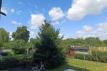 Bezugsfrei; Einbauküche und Balkon mit Blick ins Grüne