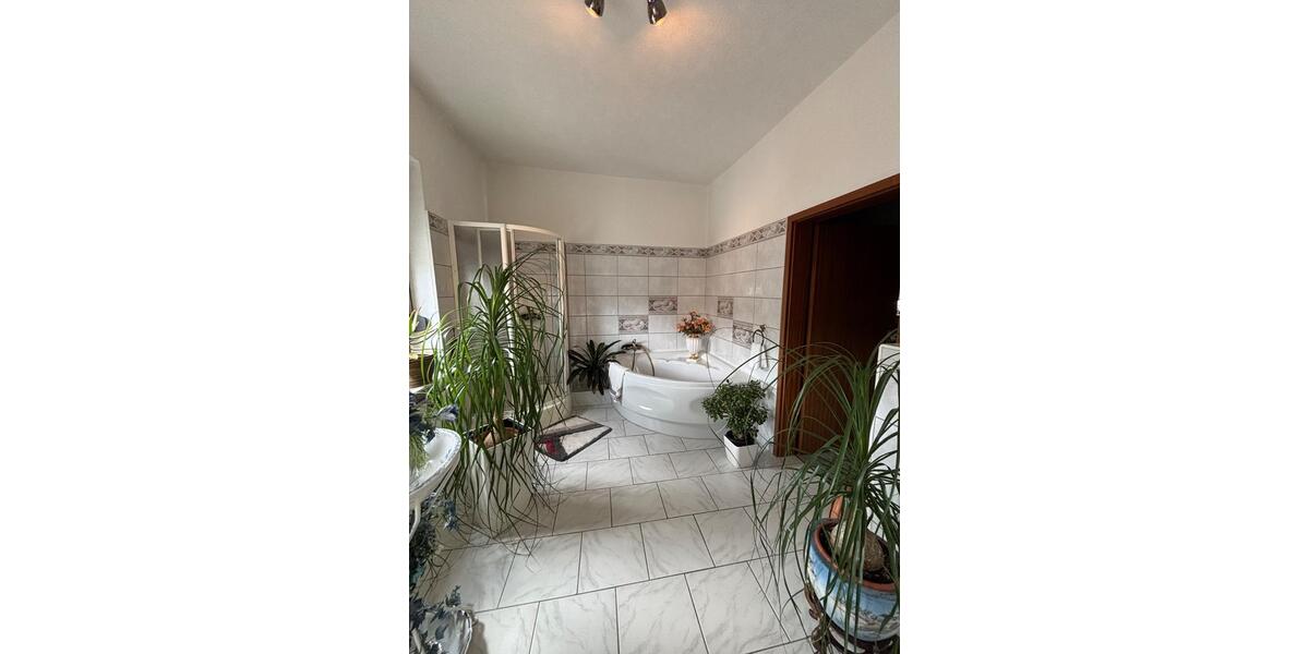 Mehrfamilienhaus, Wohnhaus Ellefeld - 279.000&euro; | Angebot:26768142