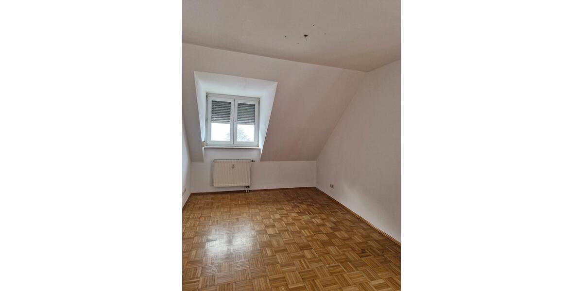 Dachgeschoßwohnung Grafenau Frauenberg - 3 Zimmer, 70 m&sup2;, 450&euro; | Angebot:26455791