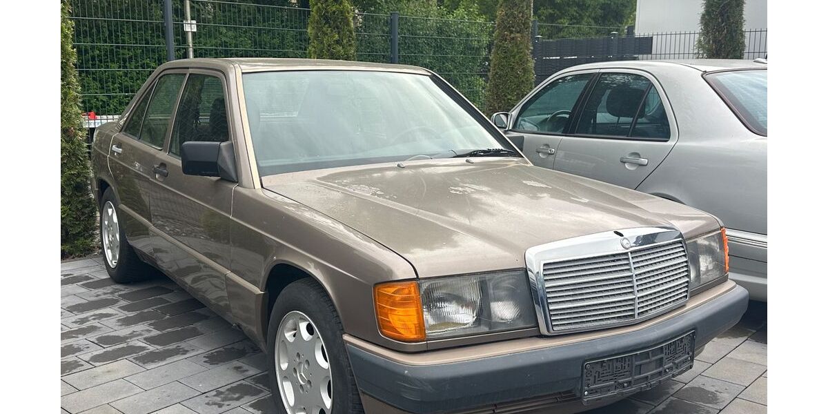 Mercedes-Benz 190 208.875 km 5.499 &euro; Minden 32429