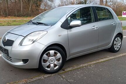 Toyota Yaris 181.100 km 2.000 € Mannheim 68169