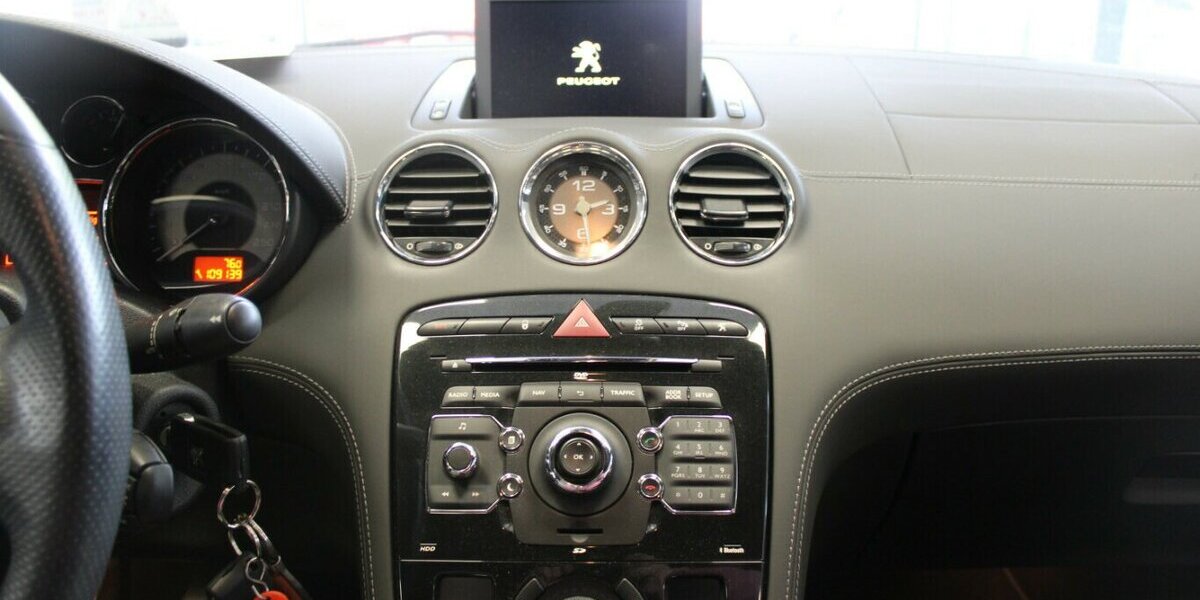 Peugeot RCZ 1.6 200 THP 109.100 km 11.480 &euro; Euskirchen 53881