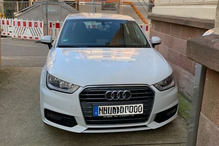 Audi A1 128.000 km 11.600 &euro; Berg 92348