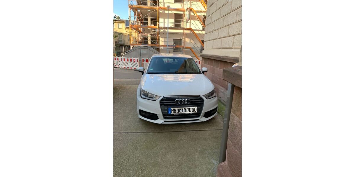 Audi A1 128.000 km 11.600 &euro; Berg 92348