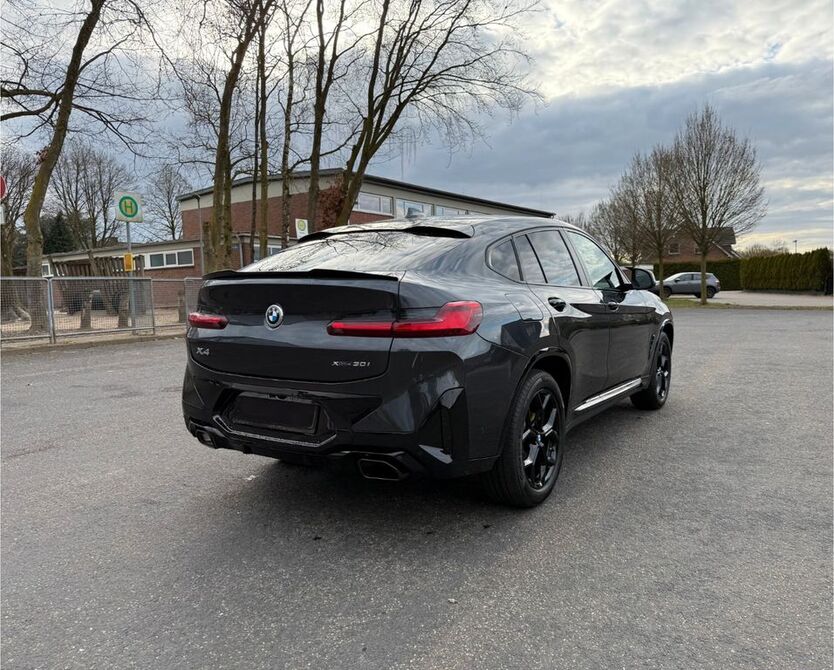 X4