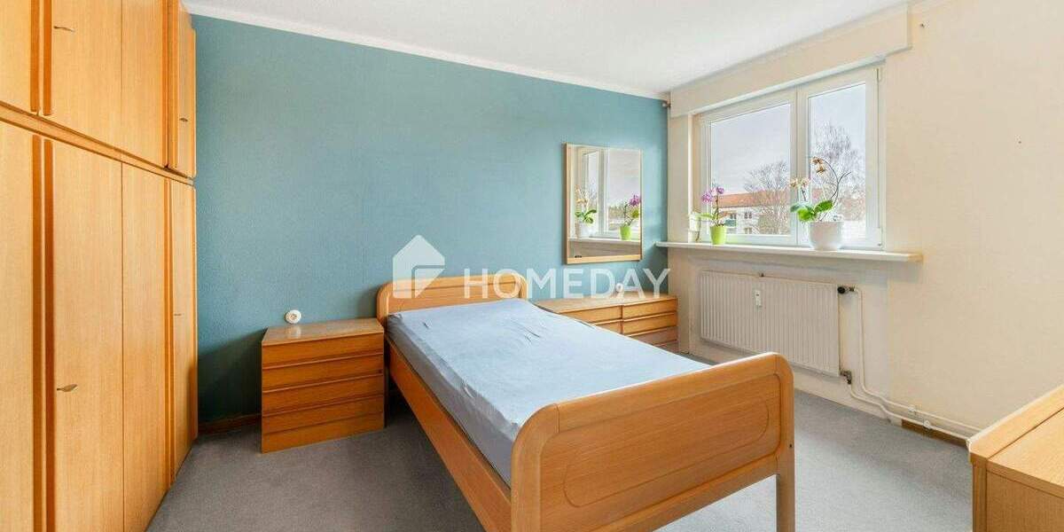 Sofort verfügbar: Gepflegte 4-Zimmer-Wohnung mit Balkon in Stuttgart-Fasanenhof 4 zimmer