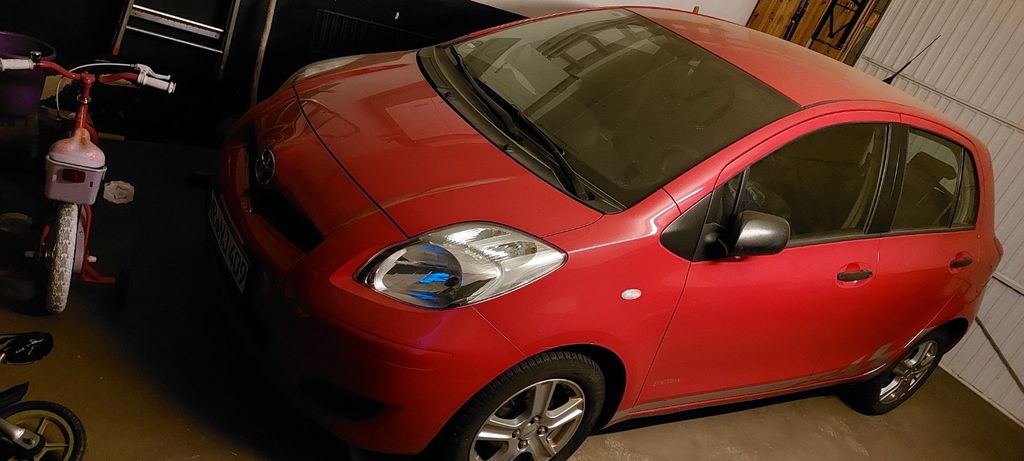 Toyota Yaris 187.000 km 2.500 &euro; Dürrholz 56307