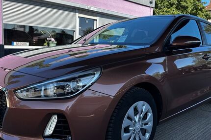 Hyundai i30 100.000 km 10.480 &euro; Kabelsketal OT Gröbers 06184