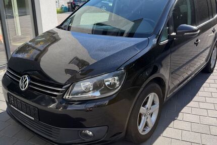 VW Touran 300.000 km 2.950 &euro; Hutthurm 94116