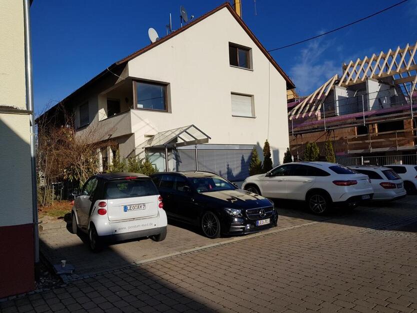 2-Zimmer-ETW in Rutesheim-Perouse im 6-FH 900€ Warm