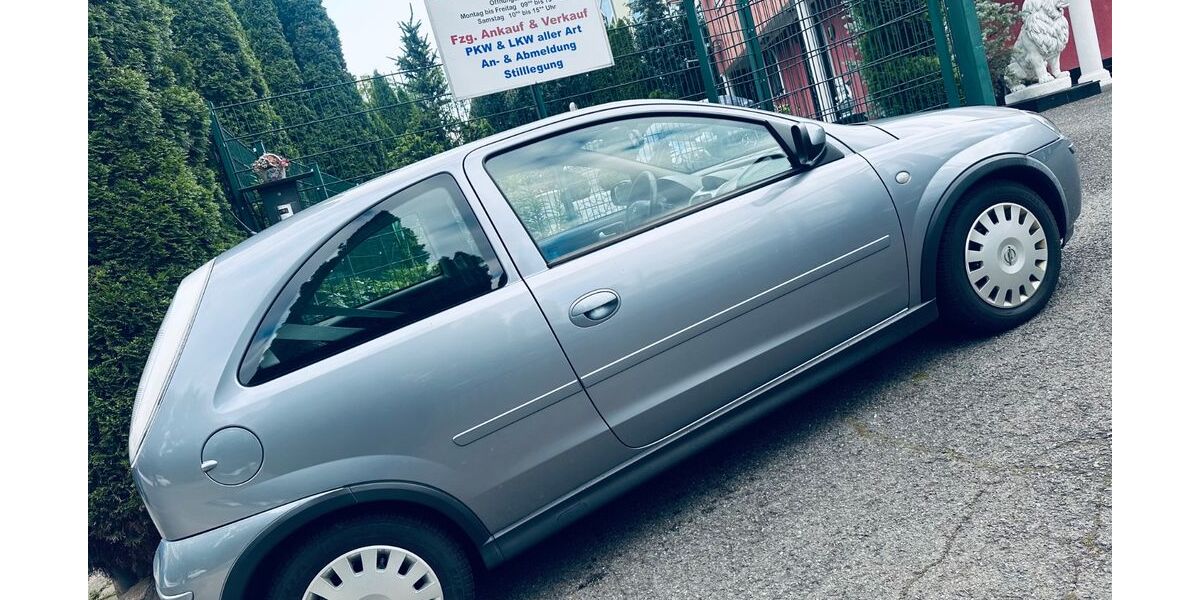 Opel Corsa 86.000 km 2.599 &euro; Gotha 99867