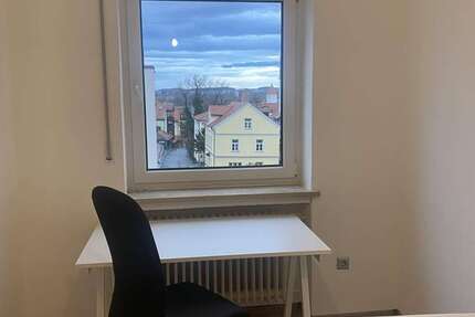 Zimmer Kaufbeuren - 6 Zimmer, 590&euro; | Angebot:27087511