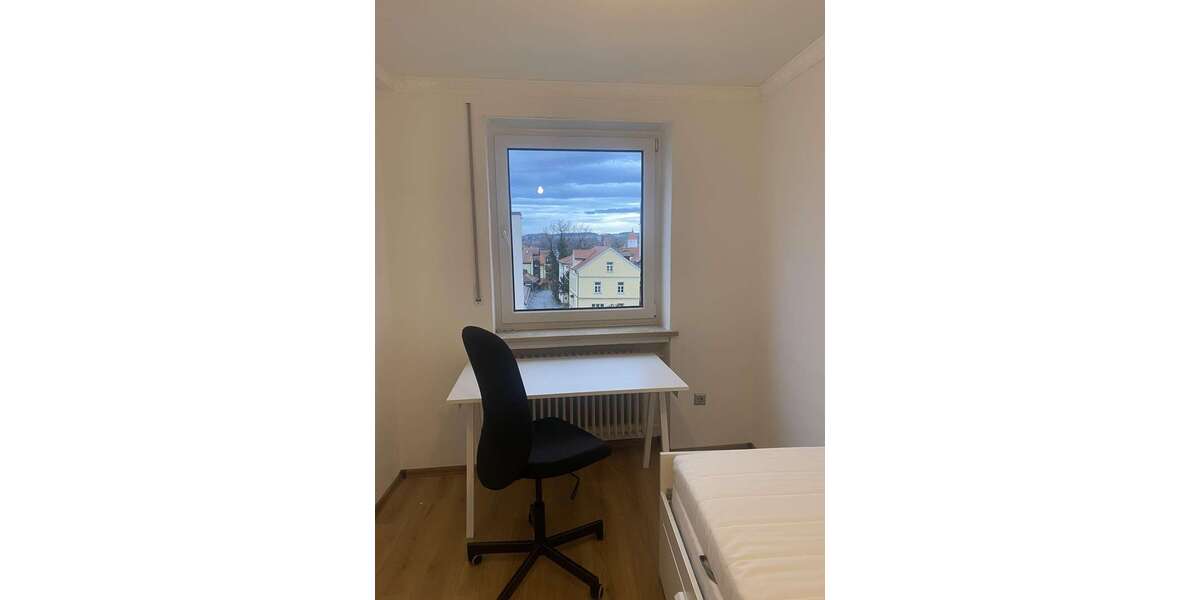 Zimmer Kaufbeuren - 6 Zimmer, 590&euro; | Angebot:27087511