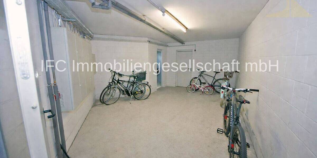 Etagenwohnung Dessau-Roßlau Rodleben - 3 Zimmer, 75 m&sup2;, 78.000&euro; | Angebot:26208248