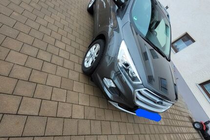 Ford Kuga 121.500 km 14.550 &euro; Ahorntal 95491