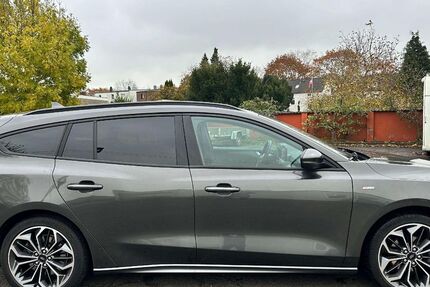 Ford Focus 63.980 km 17.489 &euro; Neumünster 24536