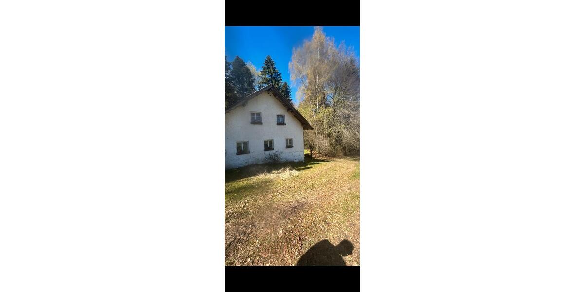 Einfamilienhaus Schöllnach - 7 Zimmer, 130 m&sup2;, 170.000&euro; | Angebot:26416365