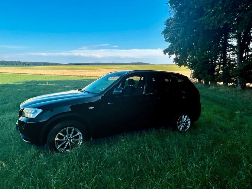 BMW X3 225.000 km 9.900 € Ulm 89075