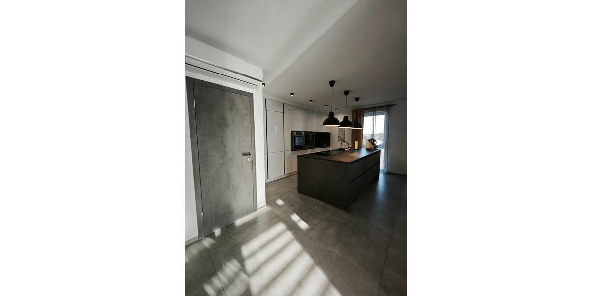 Maisonettenwohnung Oberderdingen - 5.5 Zimmer, 145 m&sup2;, 1.600&euro; | Angebot:24542827