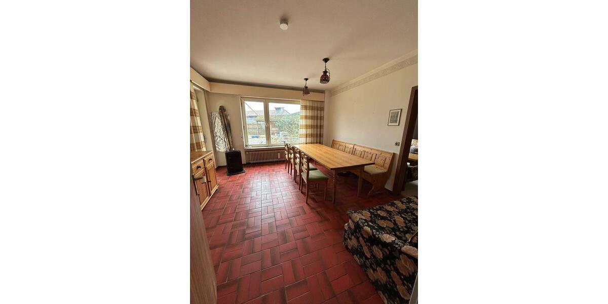 Einfamilienhaus Pöttmes - 17 Zimmer, 300 m&sup2;, 3.000&euro; | Angebot:26086427