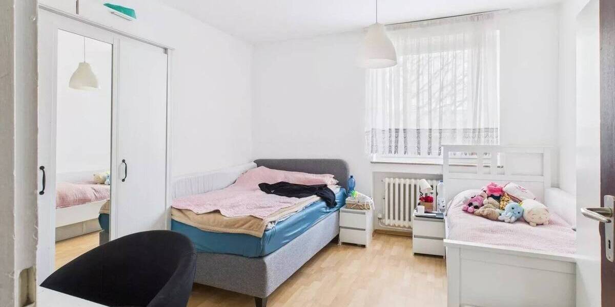 Etagenwohnung Köln Pesch - 4 Zimmer, 92 m&sup2;, 260.000&euro; | Angebot:26016577
