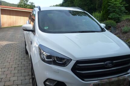 Ford Kuga 101.000 km 15.999 &euro; Mauth 94151