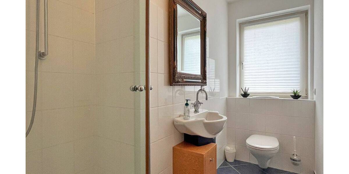 Etagenwohnung Hamburg Wellingsbüttel - 4 Zimmer, 121 m&sup2;, 2.230&euro; | Angebot:26438521