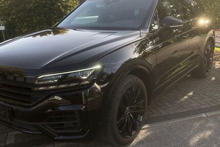 VW Touareg 43.000 km 65.700 € Winterspelt 54616