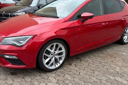 Seat Leon 52.800 km 16.900 &euro; Saarbrücken 66115