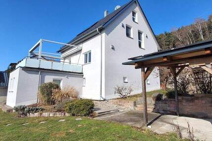 Haus Schwandorf - 7 Zimmer, 182 m&sup2;, 599.000&euro; | Angebot:25627082