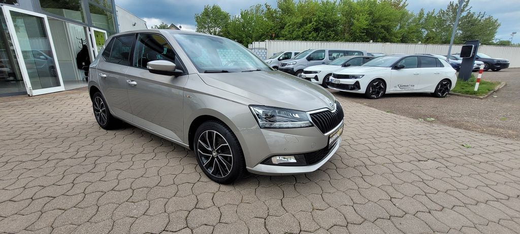 Skoda Fabia 42.335 km 14.590 &euro; Artern 06556