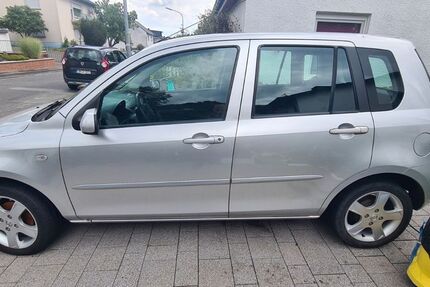 Mazda 2 250.533 km 1.299 &euro; Ehringshausen 35630