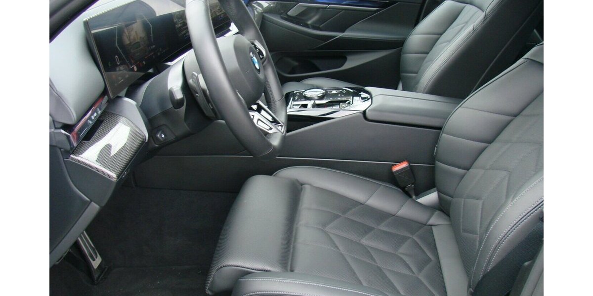 BMW 520 520d M Sport Pro Xdrive ACC 360º H&K ACC HUD 24.408 km 54.980 &euro; Falkensee 14612