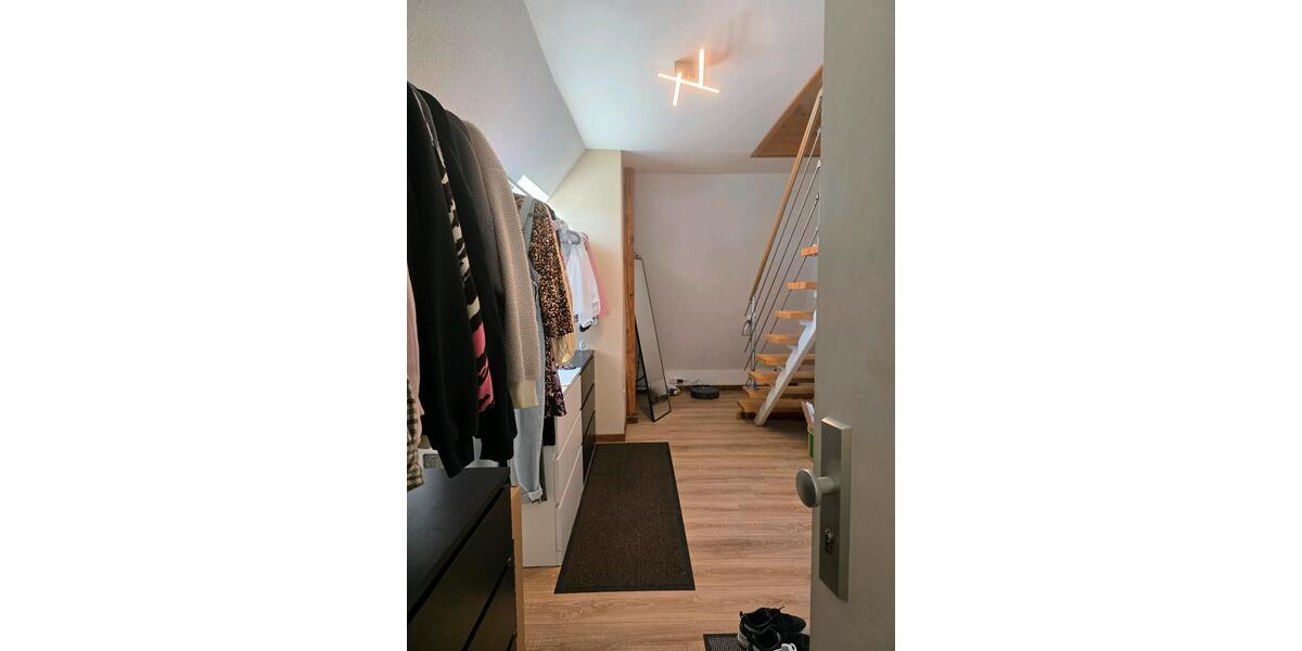 Dachgeschoßwohnung Lübeck Kücknitz - 2 Zimmer, 54 m&sup2;, 500&euro; | Angebot:26355483