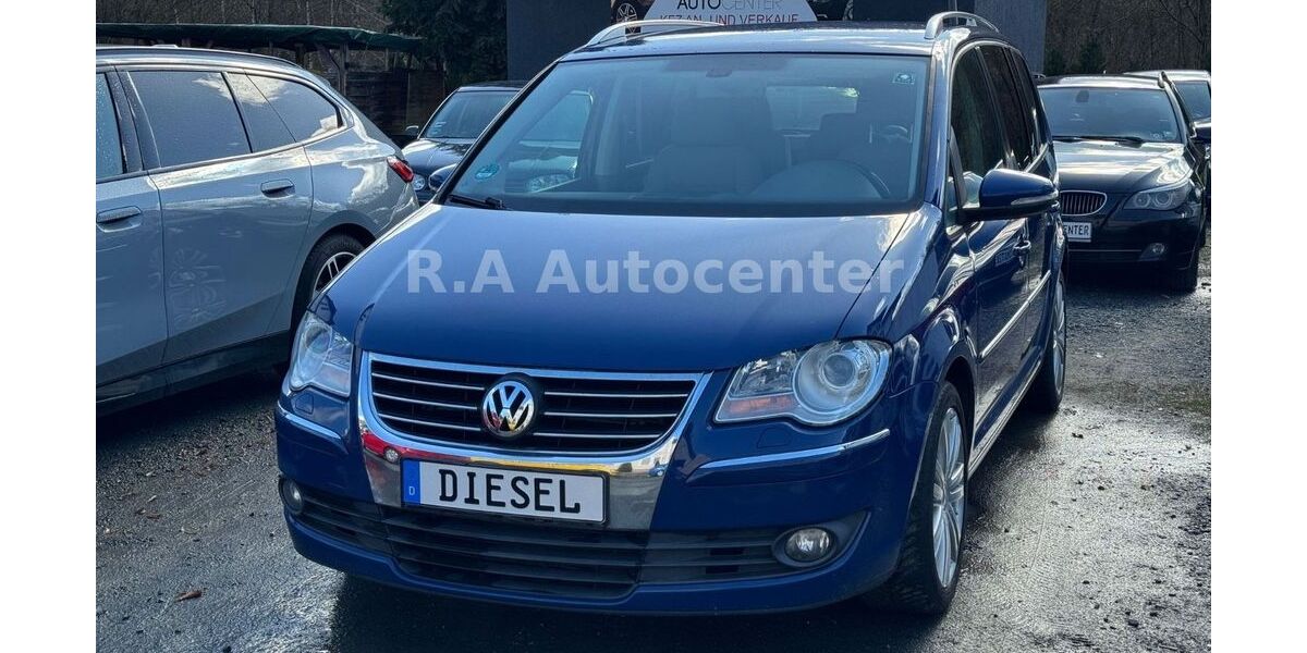 VW Touran 209.678 km 2.500 &euro; Herborn 35745