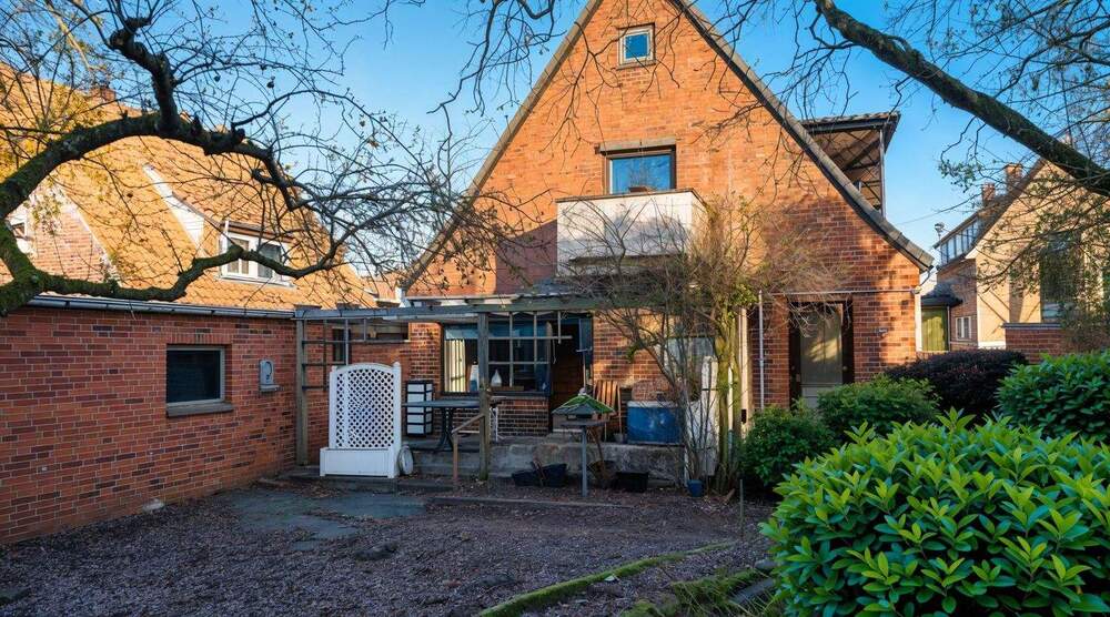 Kleines EFH mit Einliegerwohnung und Obstgarten 5 zimmer