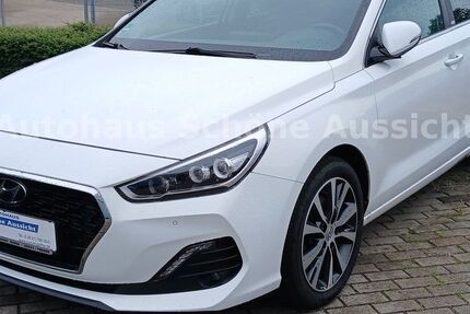 Hyundai i30 74.307 km 14.490 &euro; Gotha 99867