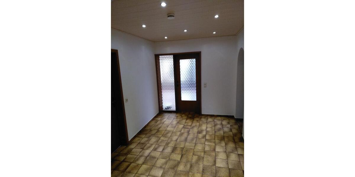 Erdgeschoßwohnung Bad Schussenried - 3.5 Zimmer, 113 m&sup2;, 1.130&euro; | Angebot:25418099