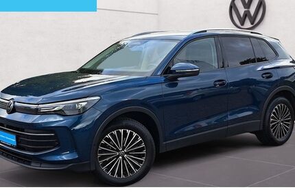 VW Tiguan 26.875 km 35.810 € Kölln-Reisiek 25337