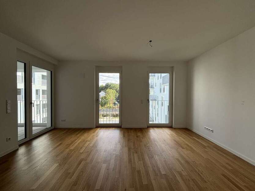 Wohnung zum Mieten in Neu-Ulm 1.049 € 69.18 m²