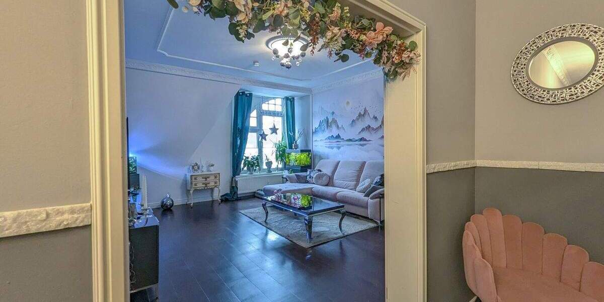 Etagenwohnung Duisburg Mittelmeiderich - 5 Zimmer, 132 m&sup2;, 219.000&euro; | Angebot:23967613