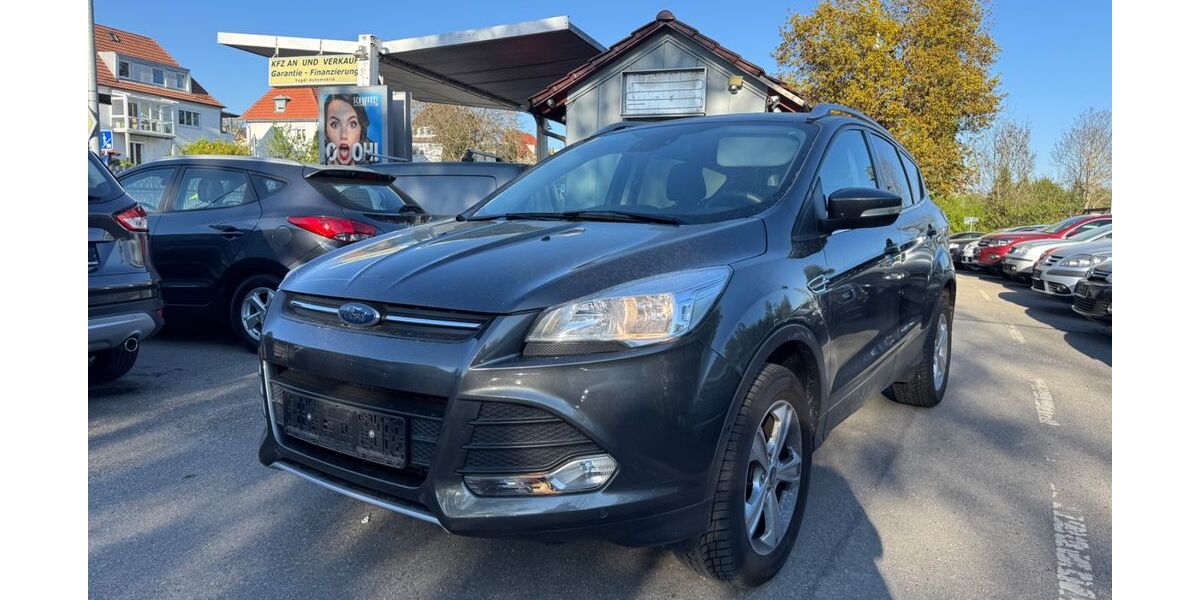 Ford Kuga 103.000 km 9.800 &euro; Friedrichshafen 88045
