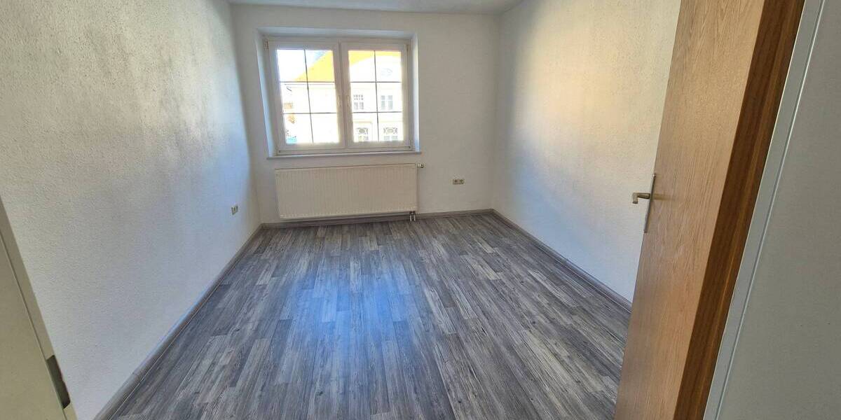 Etagenwohnung Freiberg Freiberg Süd - 3 Zimmer, 72 m&sup2;, 435&euro; | Angebot:26451069