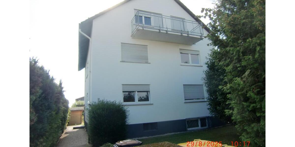 3 Familienhaus in 61118Bad Vilbel zu verkaufen; 315 m² Wohnfläche 10 zimmer