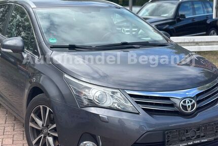 Toyota Avensis 174.000 km 7.700 € Lamspringe 31195